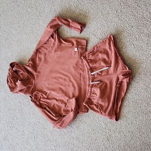 Vuori cinnamon shorts and hoodie S